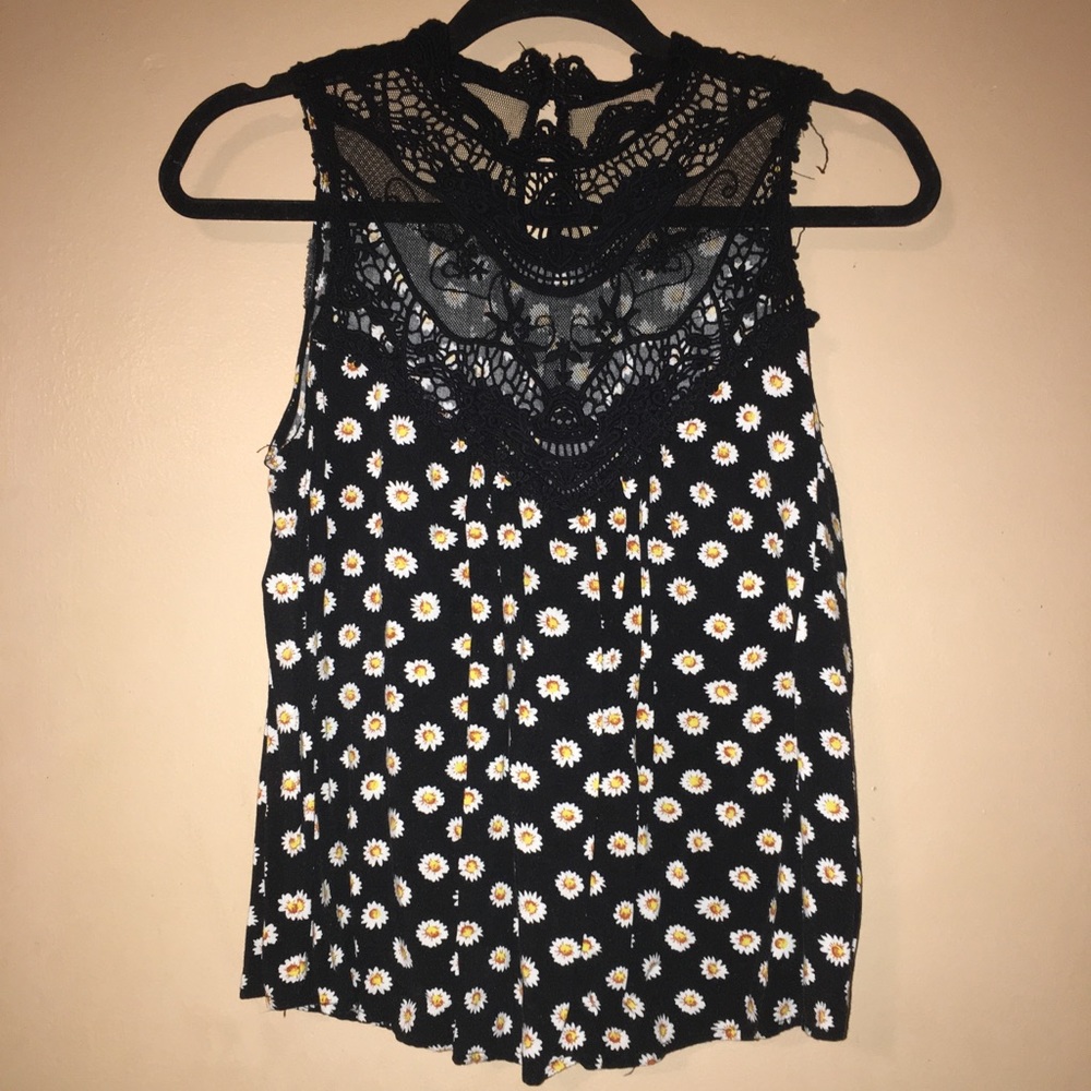 🌸3 for $12🌸 Black Sunflower Tank Top